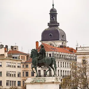  Apartment Dify Petit - Place Bellecour France