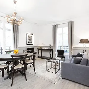 luxury-apartment-in-the-center-of.fr-paris.fr/
