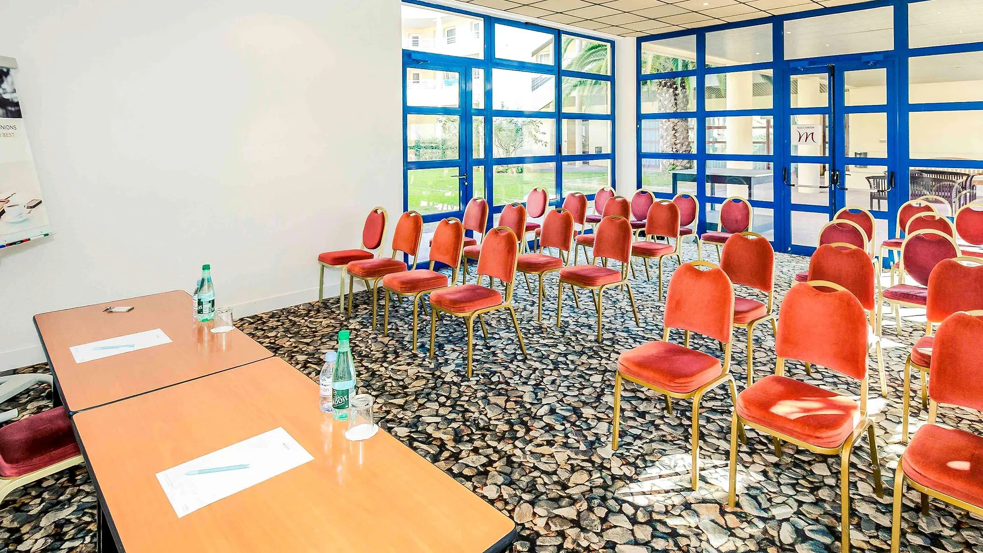 Mercure Cannes Mandelieu Hotel