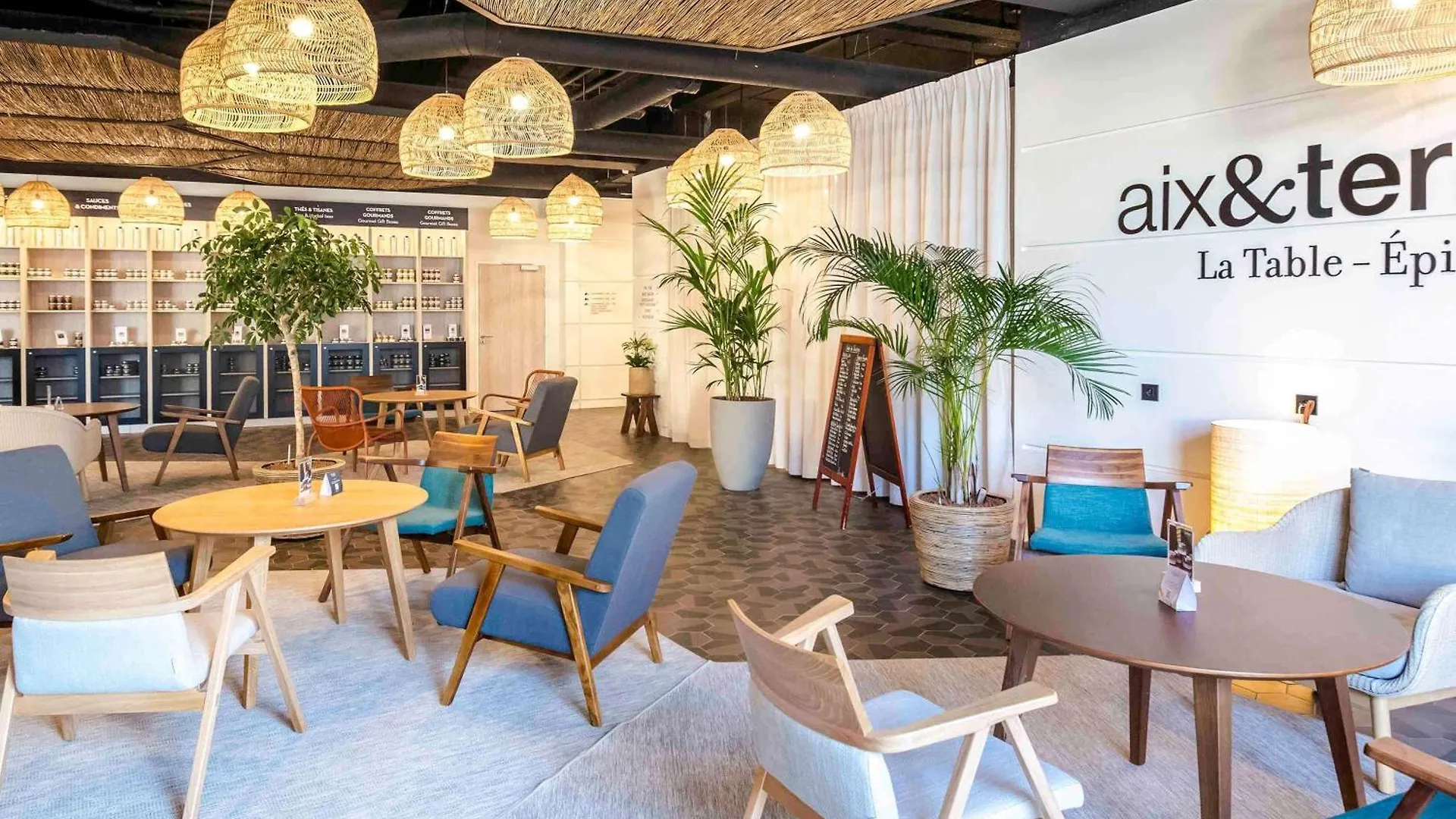 Mercure Cannes Mandelieu Hotel